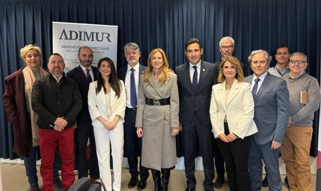 Los directivos de la Región potencian la inversión en comunicación ante una caída en la reputación