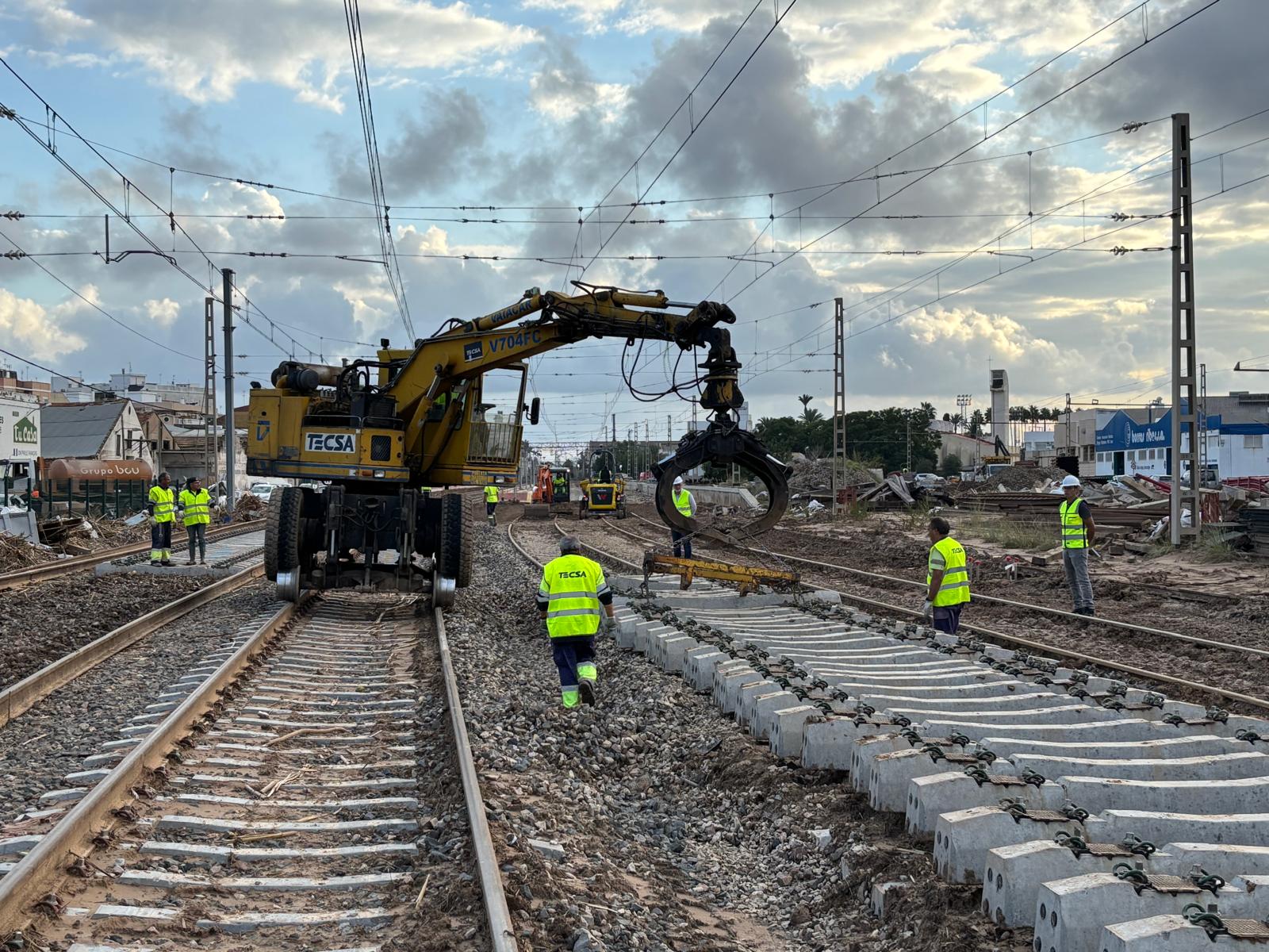 El bypass, la alta velocidad y algunas líneas de Cercanías volverán a circular a partir del miércoles