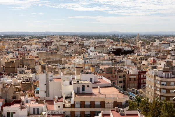 El cambio del PGOU de Elche permitirá un nuevo 'skyline' en la periferia: hasta 12 alturas en nuevos sectores