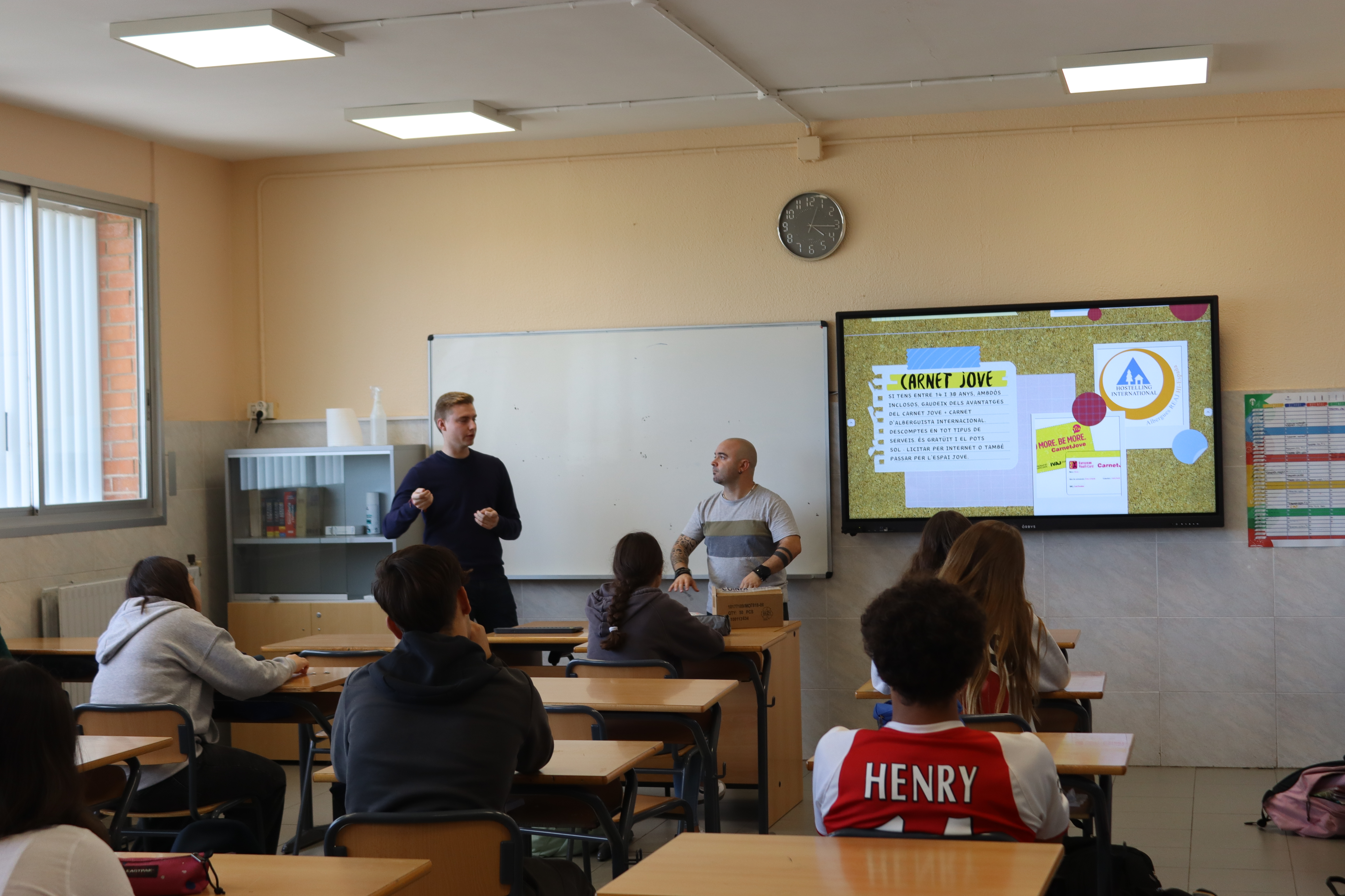Vila-real reedita les seues xarrades als instituts per a donar a conéixer els serveis i recursos de Joventut
