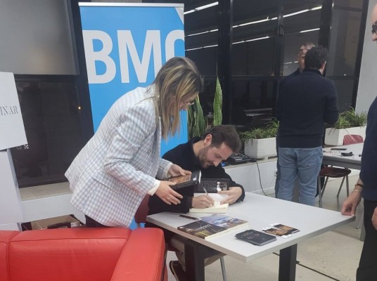Francisco González se mete en la piel del Rey Lobo en su nueva novela: 
