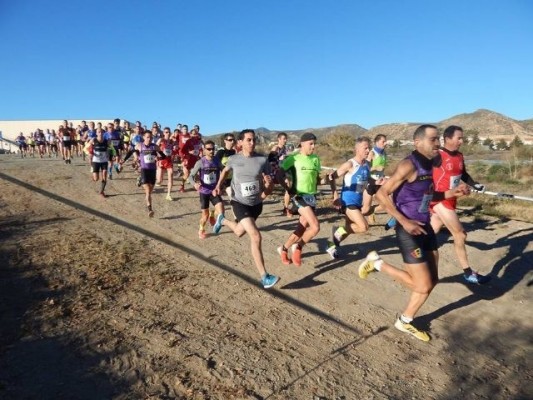 Un total de 43 atletas de la Región en el Nacional máster de cross en Málaga