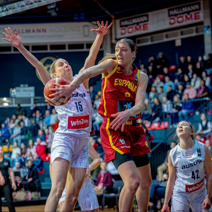 España certifica el Eurobasket con una paliza en Austria