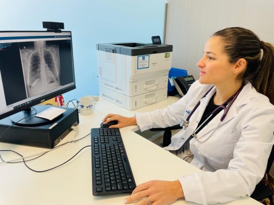 El uso de vapeadores agrava el deterioro de la salud pulmonar y ocasiona enfermedades como la EPOC