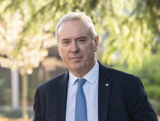 Banco Mediolanum ganó 40,5 millones en 2024 y batió su recórd de ingresos con 237,3 millones