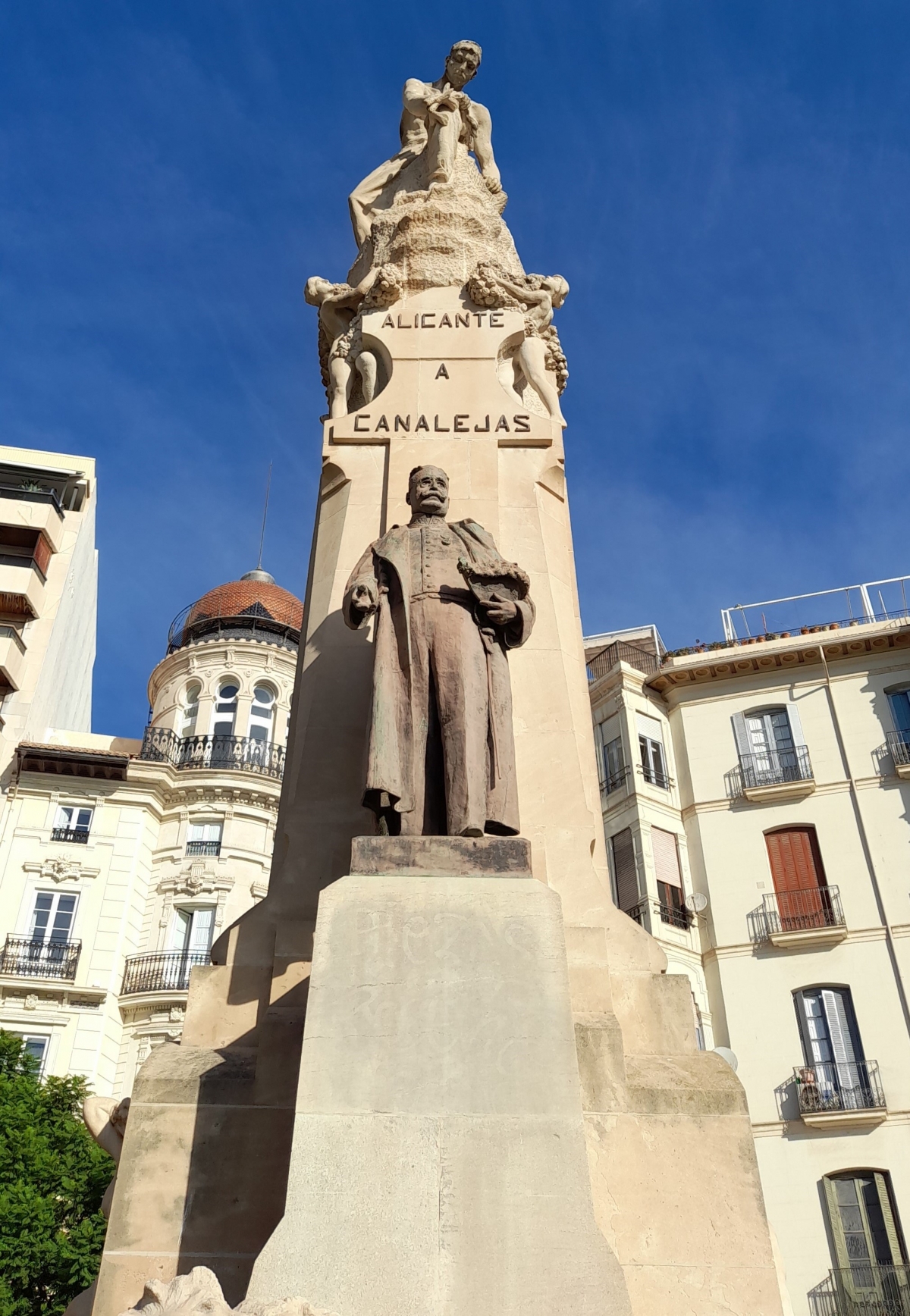 Monumento a Canalejas