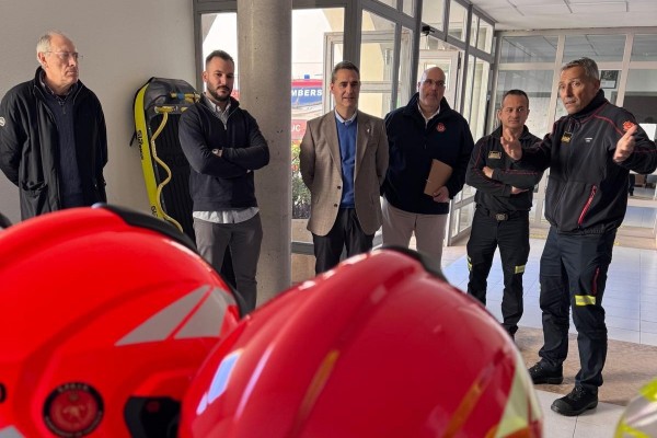 Castelló adquiere 81 nuevos cascos para el cuerpo de Bomberos con más ligereza y adaptabilidad