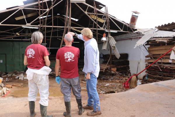 Quart de Poblet empieza a reconstruir su polígono industrial para reanudar la actividad 