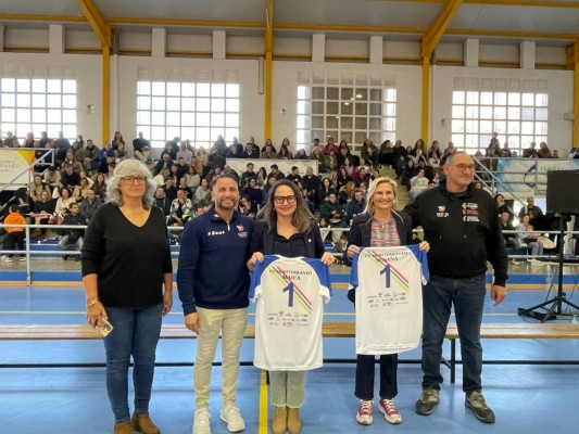 Castelló ensalza la trayectoria del Club de Voleibol Mediterráneo y los valores del deporte base