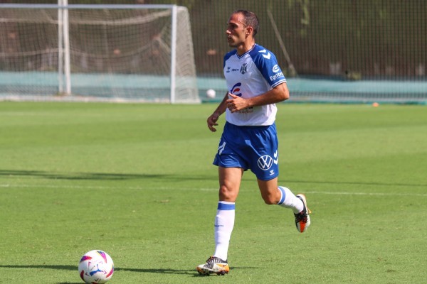 El veterano Nacho Martínez se queda en la plantilla del Efesé tras superar la prueba