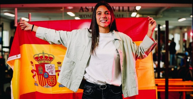 La alicantina Paula Tomás, entre las estrellas del futuro de la liga inglesa
