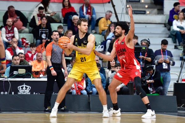 El UCAM CB reclama ante la ACB y la AEEB y pide que se revise la jugada