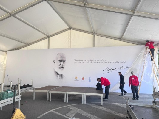 Todo preparado en El Campello para la ceremonia de inhumación de Rafael Altamira y su esposa, que presidirá El Rey 