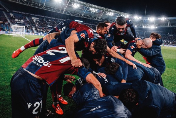 El Levante UD, a reconciliarse con el Ciutat y regresar al playoff