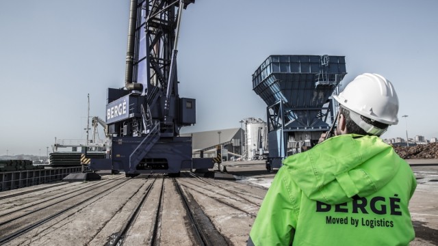 La danesa A.P Moller (Maersk) compra el 51% de Bergé