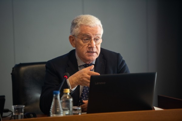 Manuel Butler: 