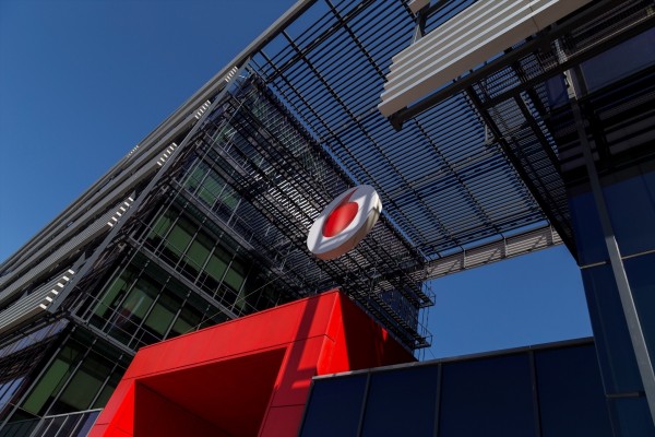 Telefónica y Vodafone España presentan Fiberpass, la marca para su 'joint venture' de fibra