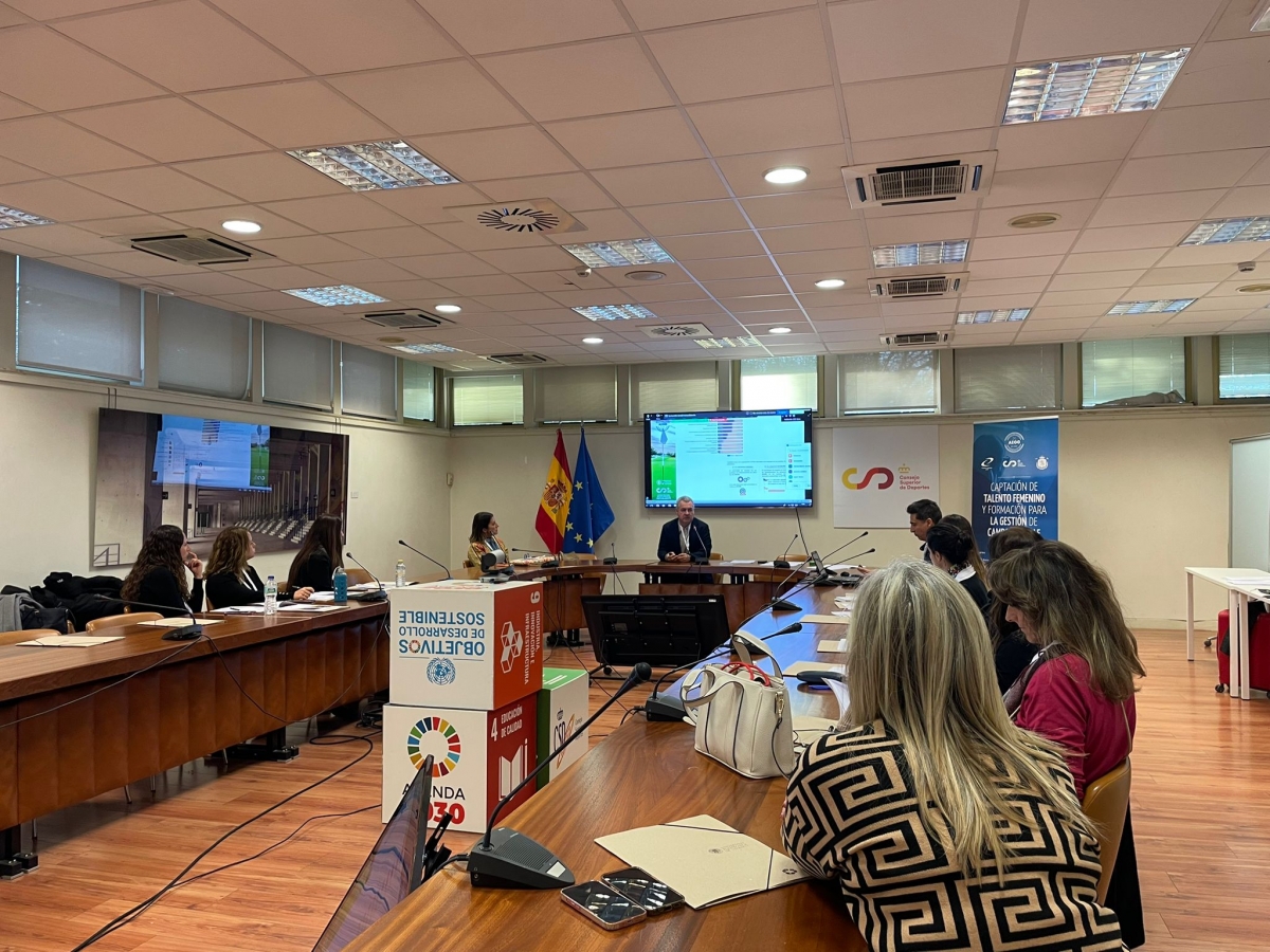 La Cátedra del Deporte de la UPV celebra en el CSD una jornada de captación de talento femenino y formación para la gestión de campos de golf