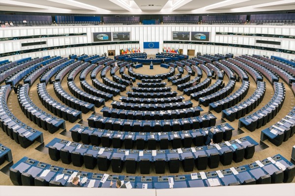 Brussel·les impulsarà una Llei de Descarbonització Industrial que protegirà a la ceràmica