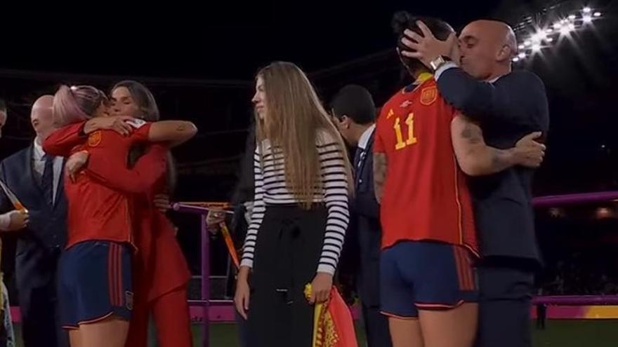 Un experto en lectura de labios propuesto por Rubiales asegura que le dijo a Hermoso: 