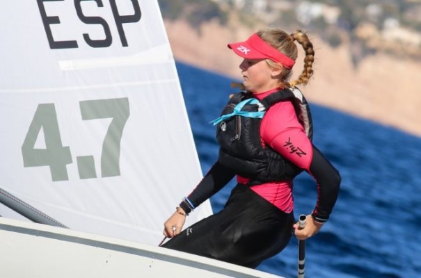 La alicantina Lara Himmes, gran triunfadora del Nacional de Ilca 6 en el Mar Menor