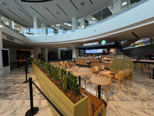 Starbucks abre su primer punto de venta en Castelló con un quiosco en el Centro Comercial Salera