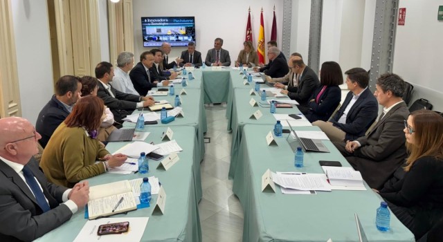 La Región de Murcia apuesta por una industria más tecnológica desde Cartagena