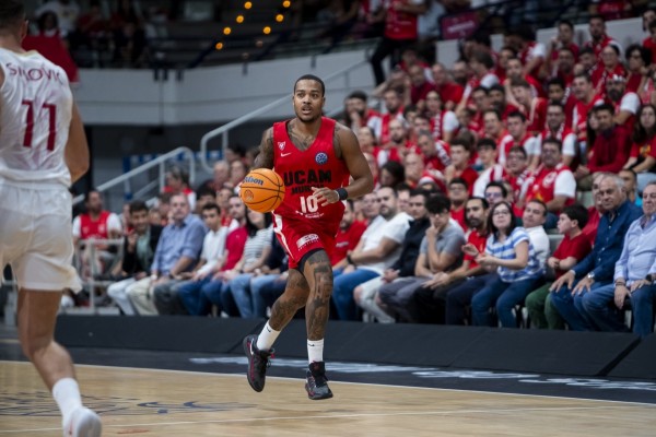Caupain rescinde contrato con el UCAM CB y se va a Francia