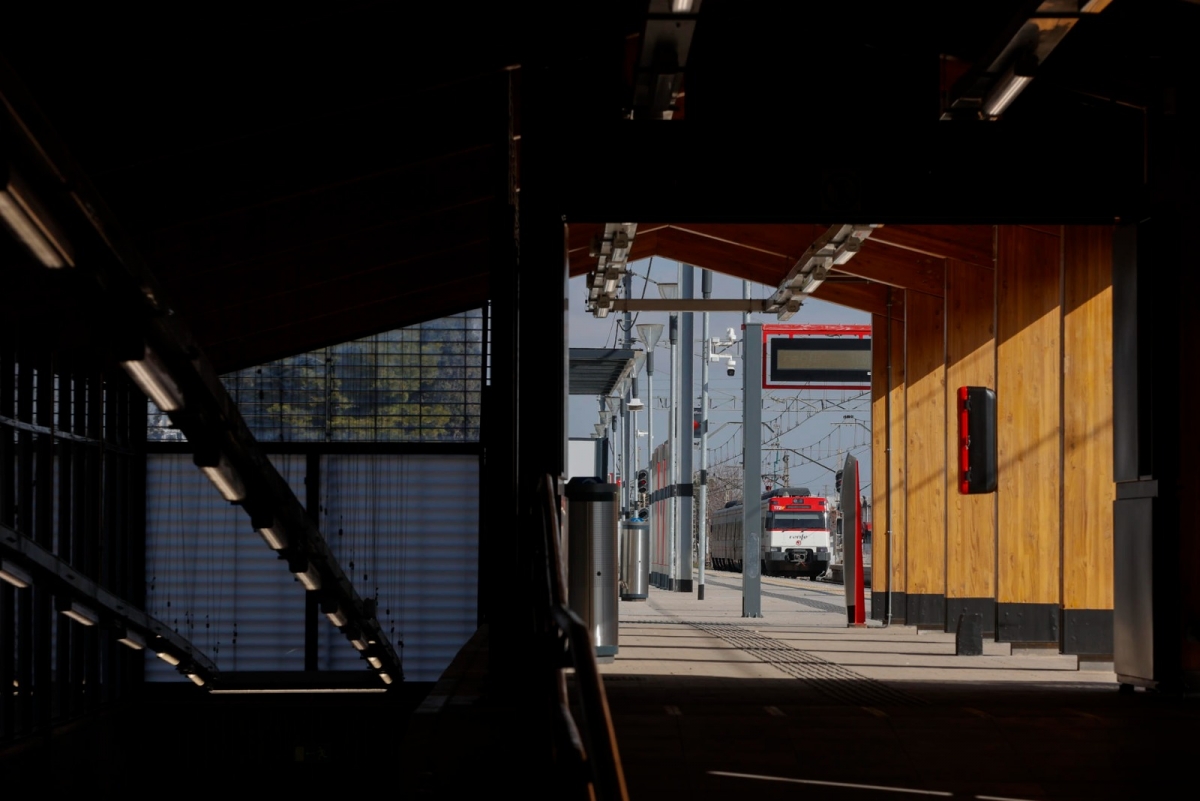 Interior de la nueva estación de tren de Albal