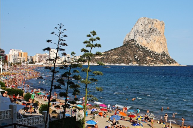 El negocio del vino submarino de Calp conquista Europa: entre 7.000 y 9.000 botellas anuales