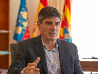 El alcalde de la Vila rechaza la petición del PSOE de cesar al edil de Sistemas de Información tras el ciberataque