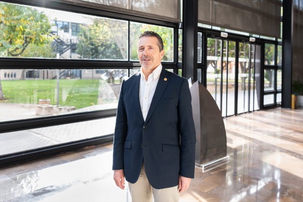 José Capilla, reelegido rector de la UPV con una participación del 84% de los docentes y del 11% del alumnado