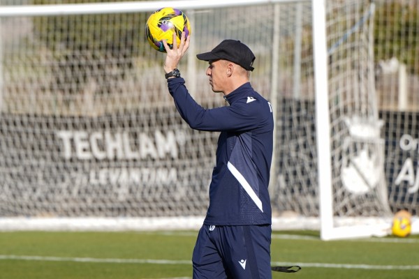 El Valencia será rival del Castellón en pretemporada