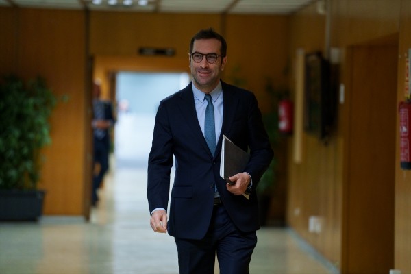 España impulsará iniciativas financieras que faciliten la transición climática de empresas