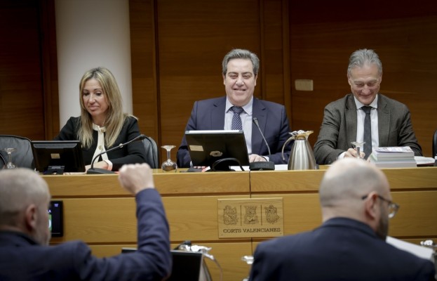 PP y Vox rechazan en Les Corts una PNL del PSPV para mejorar las condiciones laborales de los trabajadores del 112