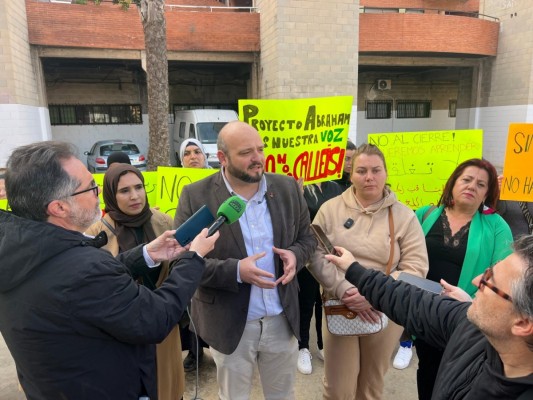 El PSOE pide a Noelia Arroyo que rompa con Vox tras la retirada de ayudas a ONGs de Cartagena