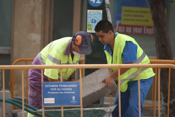 La Seguridad Social pierde 37.789 afiliados extranjeros en enero, pero marca máximo mensual