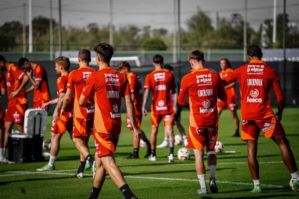 El Murcia tratará de iniciar una cuenta nueva ante el Atlético B tras el borrón en Ceuta 