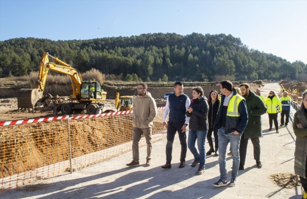 La obras del puente sobre el Magro a su paso por Hortunas dañado por la Dana finalizarán a mediados de marzo