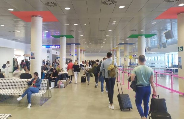 El aeropuerto de Castellón arranca enero estancado: apenas gana 53 pasajeros más que hace un año