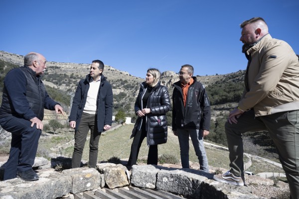 Barrachina abandera un frente común con 71 municipios para reclamar ayudas por la Dana