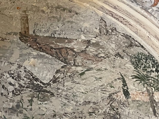 El Toro restaura el retablo de La Pastora y descubre pinturas del siglo XVII en la iglesia