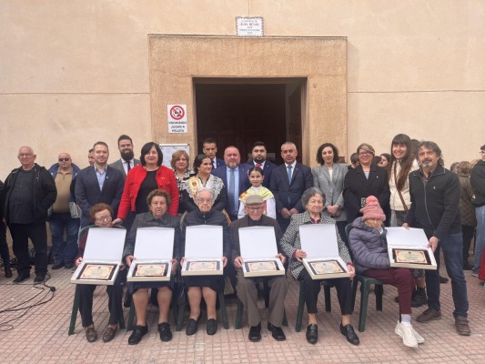 Sant Joan de Moró celebra su 34 aniversario como municipio con el reparto de 3.000 raciones de paella