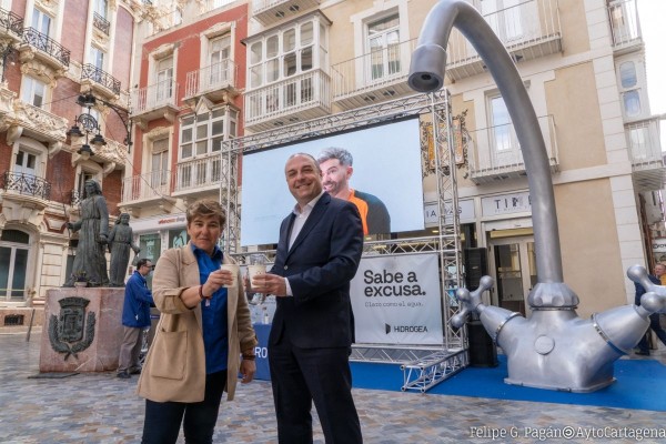 El Ayuntamiento de Cartagena e Hidrogea facilitan la apertura de nuevos negocios con menos trabajos administrativos