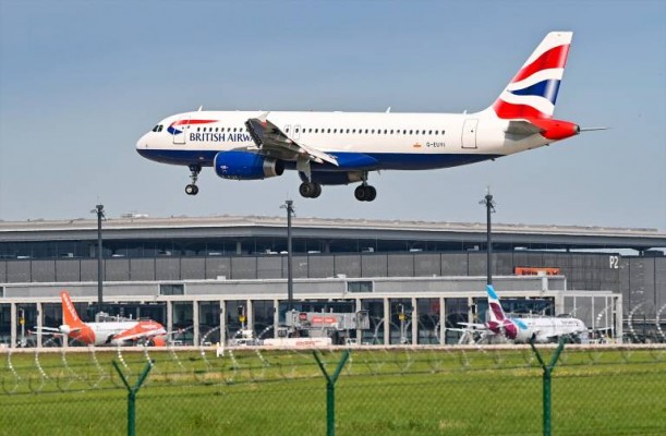 IAG gana 2.340 millones de euros hasta septiembre, un 8,8% más