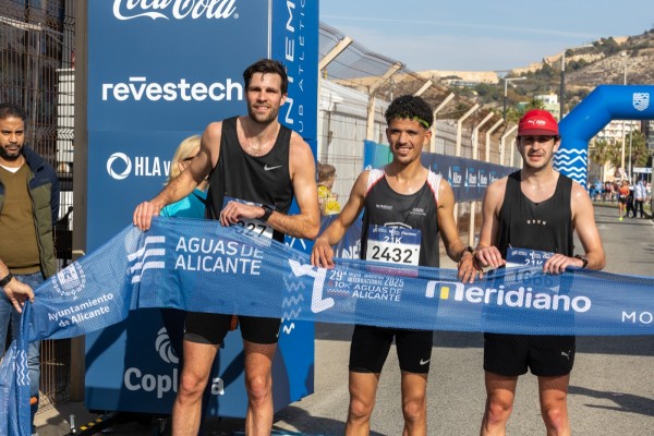 Fotogalería | 29ª Meridiano Media Maratón Internacional &10k Aguas de Alicante