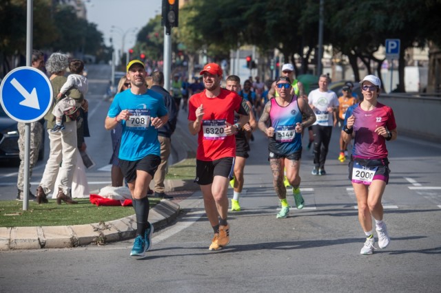 La I Maratón Internacional Elche-Alicante llega a los 4.000 inscritos y el 25% de los atletas provienen de 50 países