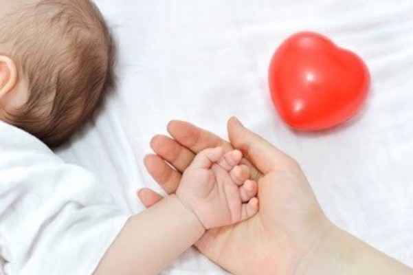 El 90 % de los niños con cardiopatías congénitas puede llevar una vida plena, según un experto