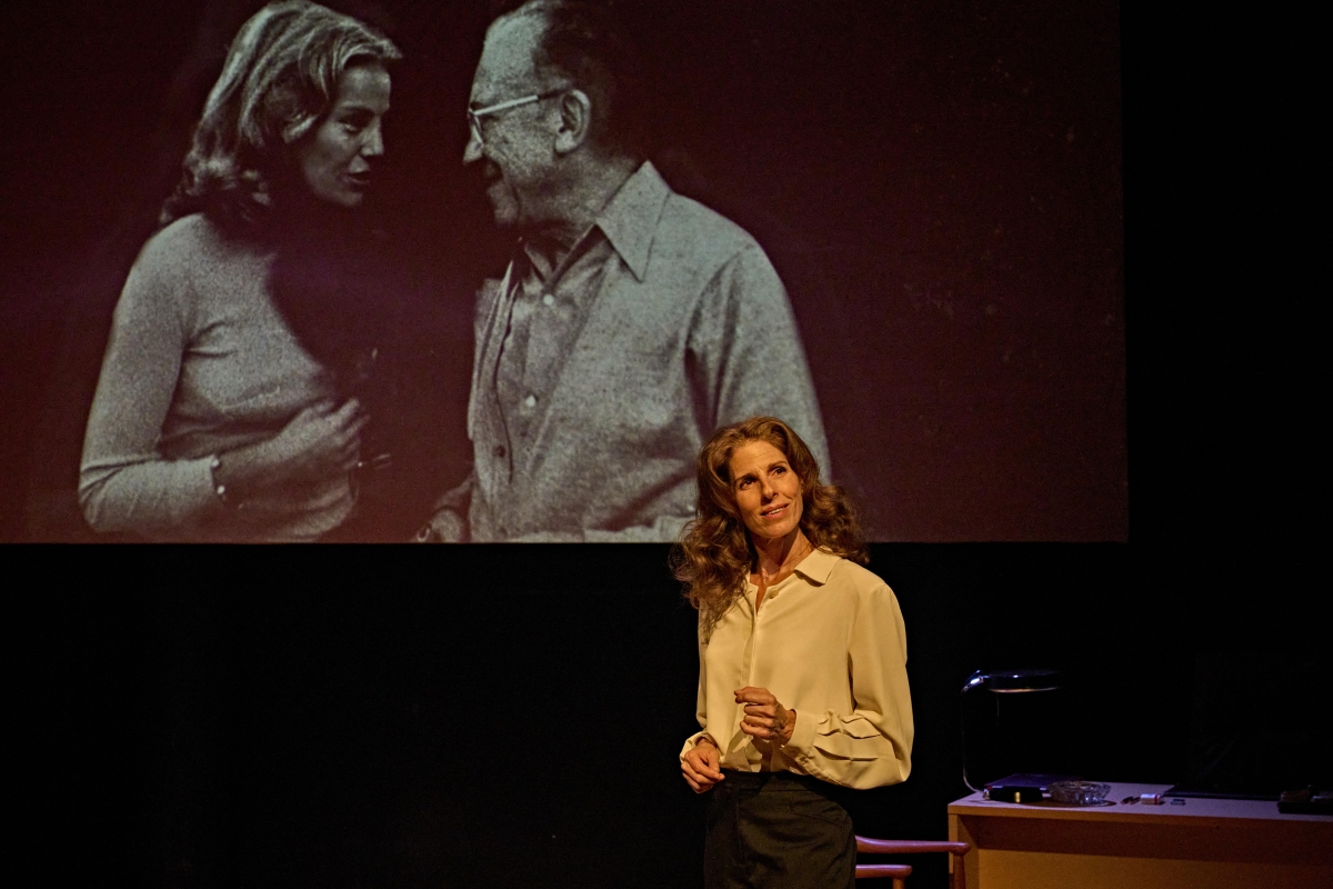 Carmen, nada de nadie - Sergio Parra Carmen, nada de nadie