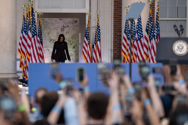 Biden elogia que Harris diera 